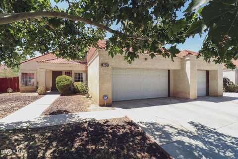 4242 Trenton Avenue, Palmdale, CA 93552