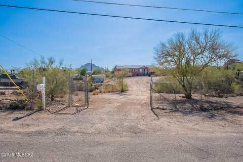 2614 S Thrasher Avenue, Tucson, AZ 85713