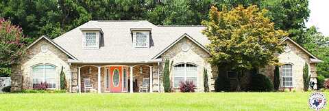 138 Weatherby Dr, Hooks, TX 75561