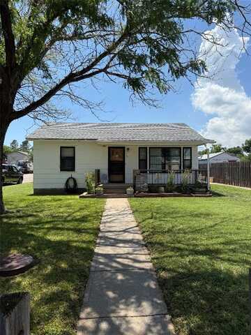 411 S Lakin Street, Lakin, KS 67860