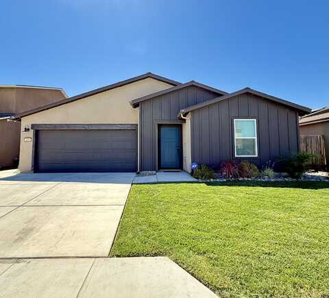 2055 N Riverview Avenue, Reedley, CA 93654