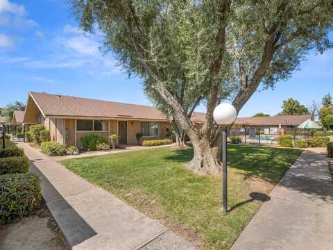 3749 N Fruit Avenue, Fresno, CA 93705