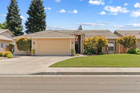 2729 W Ceres Court, Visalia, CA 93291