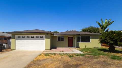 573 N Kern Avenue, Farmersville, CA 93223