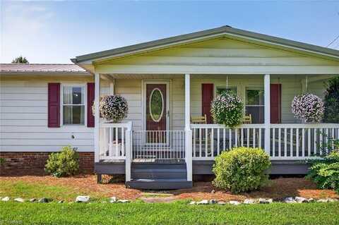 1012 Oldtown Road, Walnut Cove, NC 27052