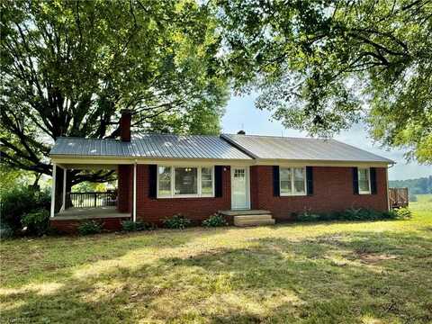 5528 Joe Dean Trail, Ramseur, NC 27316