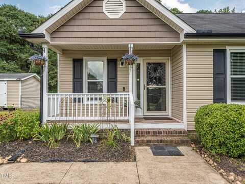 2108 Huntclub Dr, Clayton, NC 27520