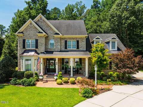 7304 Bouldercrest Court, Apex, NC 27539