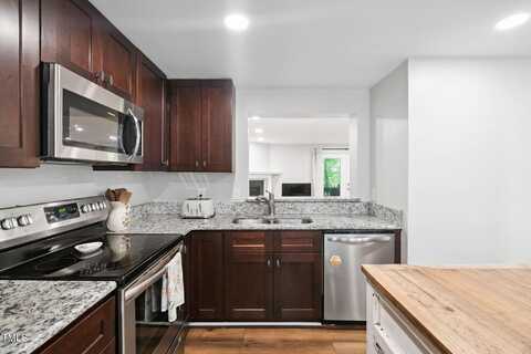7286 Shellburne Drive, Raleigh, NC 27612