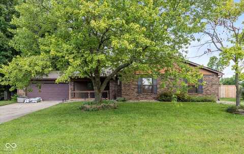 3830 Pineview Lane, Greenwood, IN 46142