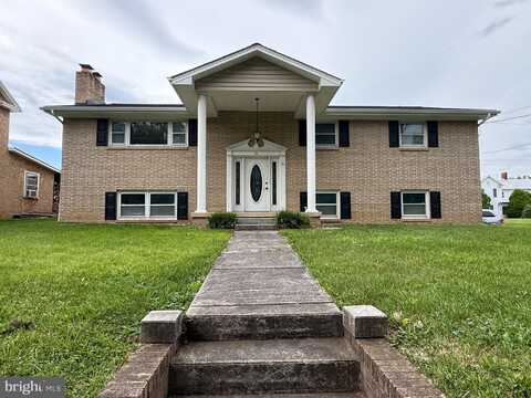 36 WATER STREET, PETERSBURG, WV 26847