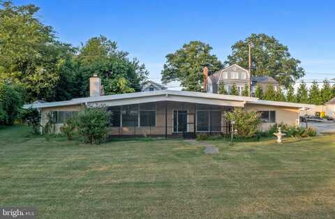 45 E LAKE DRIVE, ANNAPOLIS, MD 21403