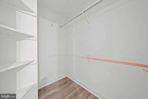 1050 N STUART STREET, ARLINGTON, VA 22201