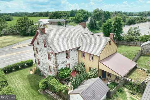4415 W MARKET STREET, YORK, PA 17408