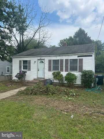 16 HILLVIEW AVENUE, NEW CASTLE, DE 19720