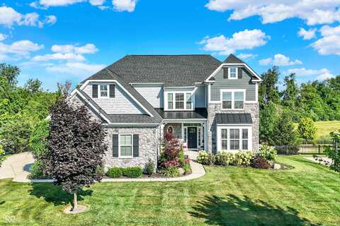 16711 Meadow Wood Drive, Noblesville, IN 46062