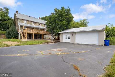 6403 PAHAGACO ROAD, SPRING GROVE, PA 17362