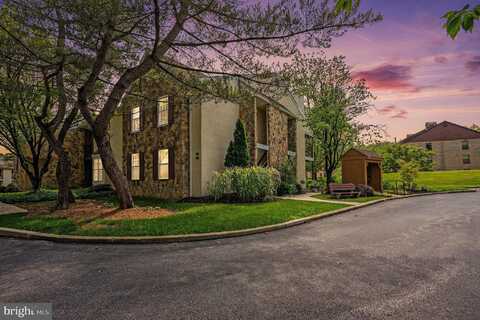 131 VALLEY STREAM CIRCLE, CHESTERBROOK, PA 19087