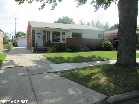 23330 Recreation, Saint Clair Shores, MI 48082