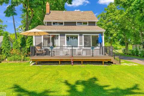 8600 River, Cottrellville, MI 48039