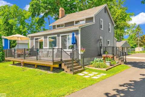 8600 River, Cottrellville, MI 48039