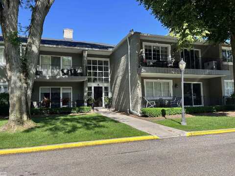 1115 N Old Woodward, Birmingham, MI 48009