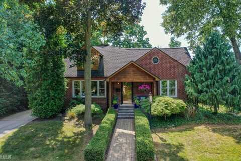 1027 Oakridge, Royal Oak, MI 48067