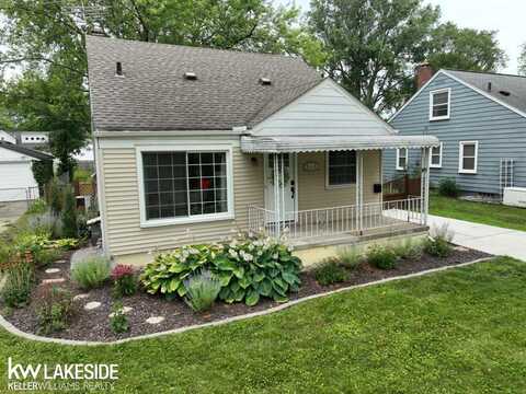 628 S Marias, Clawson, MI 48017
