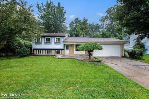 3675 Anvil, Troy, MI 48083