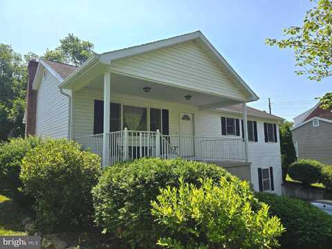 488 HARRISON AVENUE, BERKELEY SPRINGS, WV 25411