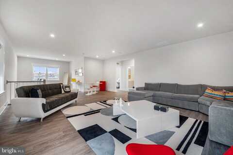 43441 BETTYS FARM DRIVE, CHANTILLY, VA 20152