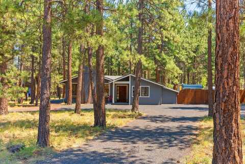 69382 Tollgate Road, Sisters, OR 97759