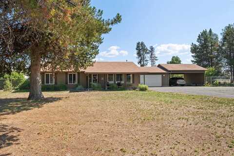50808 S Huntington Road, La Pine, OR 97739