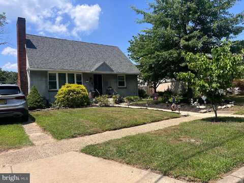 332 E STAFFORD AVENUE, LAUREL SPRINGS, NJ 08021