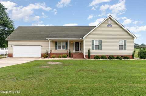 260 Naylor School Road, Roseboro, NC 28382