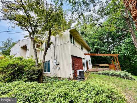 7313 BRAD STREET, FALLS CHURCH, VA 22042