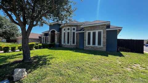 1306 N Rockport Street, Alton, TX 78573