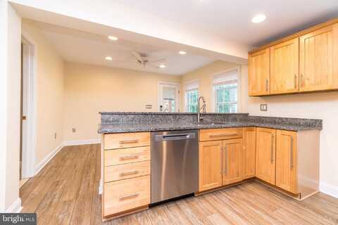 212 W COURT STREET, DOYLESTOWN, PA 18901