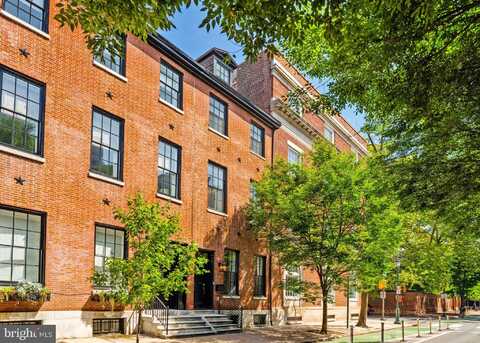 905 PINE STREET, PHILADELPHIA, PA 19107