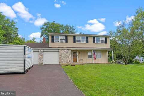 200 CLUMP ROAD, GREEN LANE, PA 18054