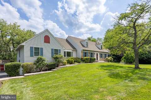 10 LONG DRIVE, DOWNINGTOWN, PA 19335