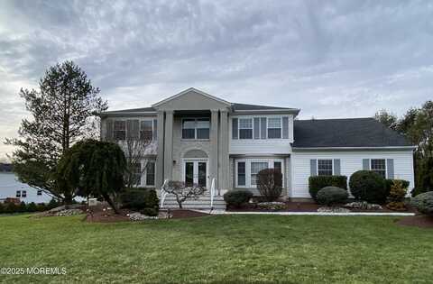 7 Erte Place, Marlboro, NJ 07746
