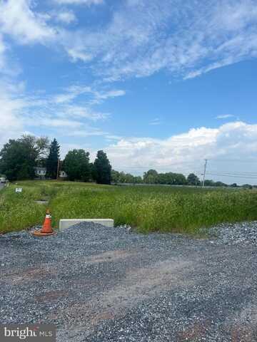 3757 OLD HERSHEY RD, ELIZABETHTOWN, PA 17022