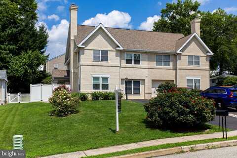 504 N 6TH AVENUE, ROYERSFORD, PA 19468