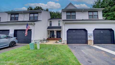 57 Chestnut Way, Manalapan, NJ 07726