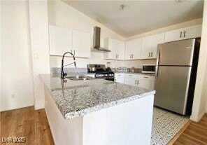 7905 Lago Vista Lane, Las Vegas, NV 89145