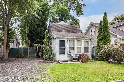 36 W Point Pleasant Avenue, Ocean Gate, NJ 08740