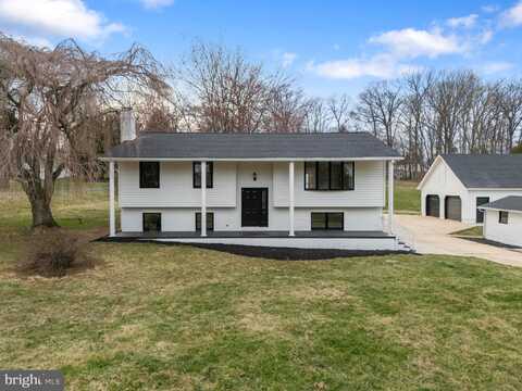 4 KEENEY SUNSET DRIVE, SHREWSBURY, PA 17361