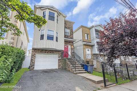 544 Broadway, Elizabethport, NJ 07206