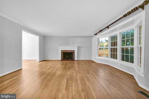 1218 KENSINGTON ROAD, MCLEAN, VA 22101